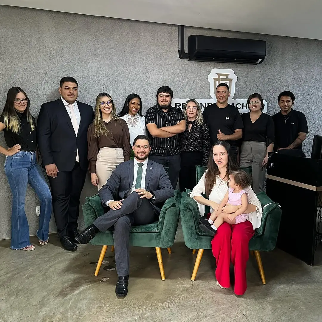 Equipe do escritório Rezende e Achcar